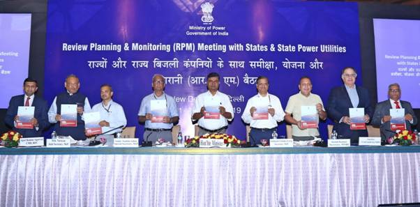 Shri-RK-Singh-launches-SARAL State-Rooftop-Solar-Attractiveness-Index